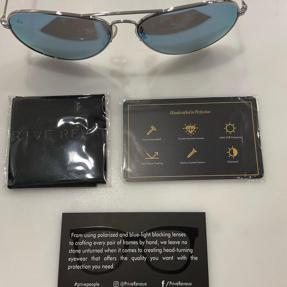 Privé Revaux Aviator Style Sunglasses NWT - Picture 6 of 7